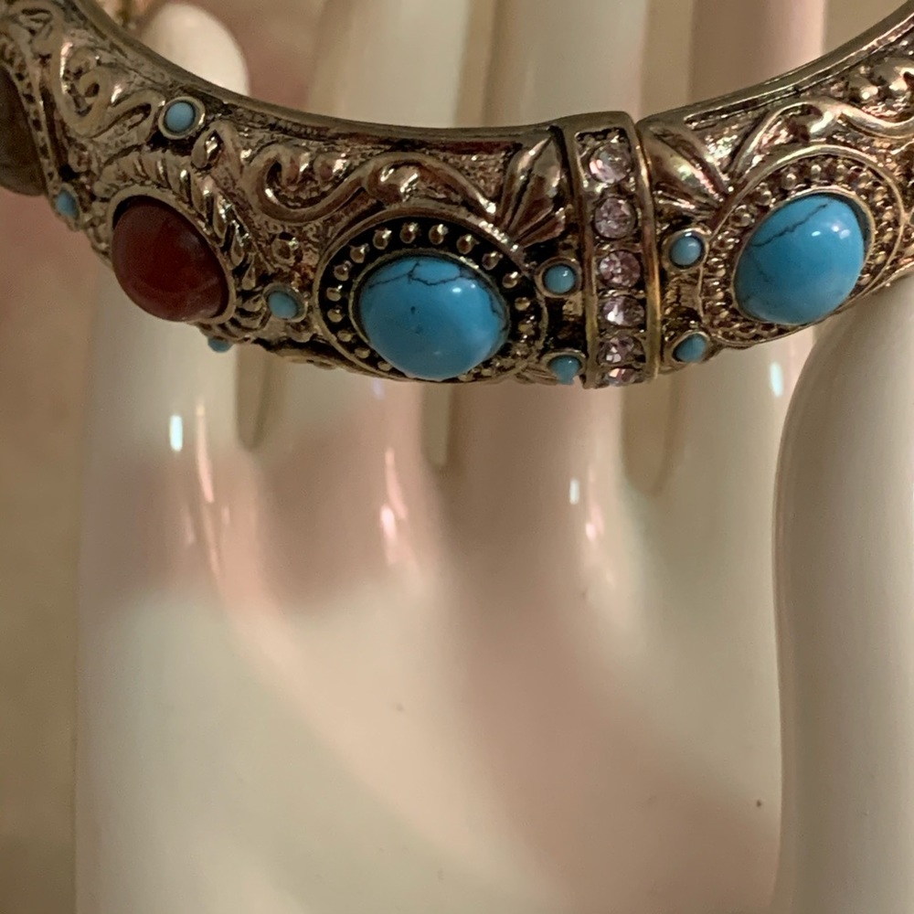 R.J. GRAZIANO DESIGNER BRACELET - Picture 4 of 10